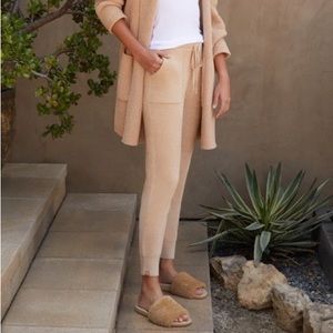 Barefoot Dreams CozyChic Ultra Lite Jogger Camel Small NWT